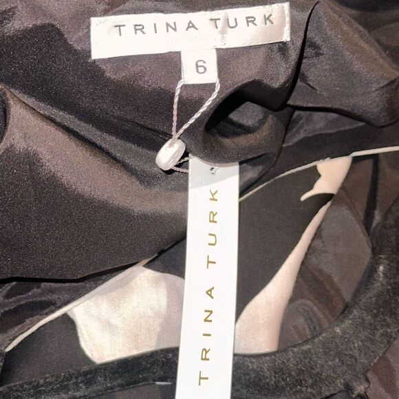 Trina Turk Refreshing Off Shoulder One Shoulder Floral Dress - Picture 5 of 7